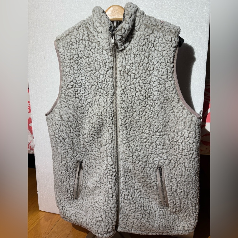 Vest, size Medium